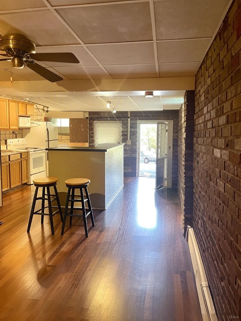 Newly Remodeled 3 Bedroom House In Danville – photo 3