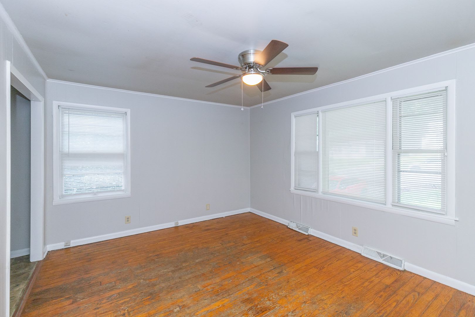 2 Bed 1 Bath Home In Independence – photo 5