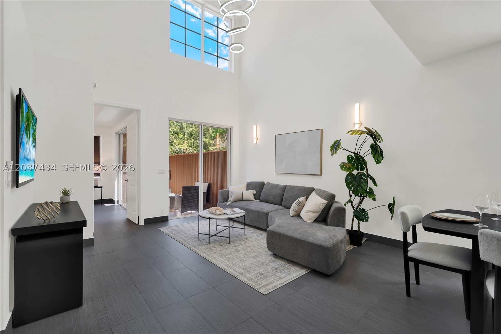 1251 Hayes St – photo 4