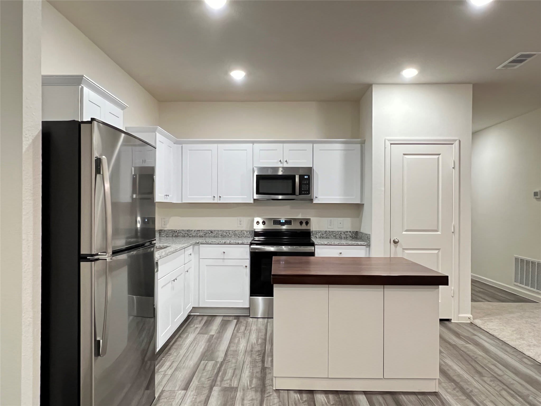 902 Lexington Lane – photo 3