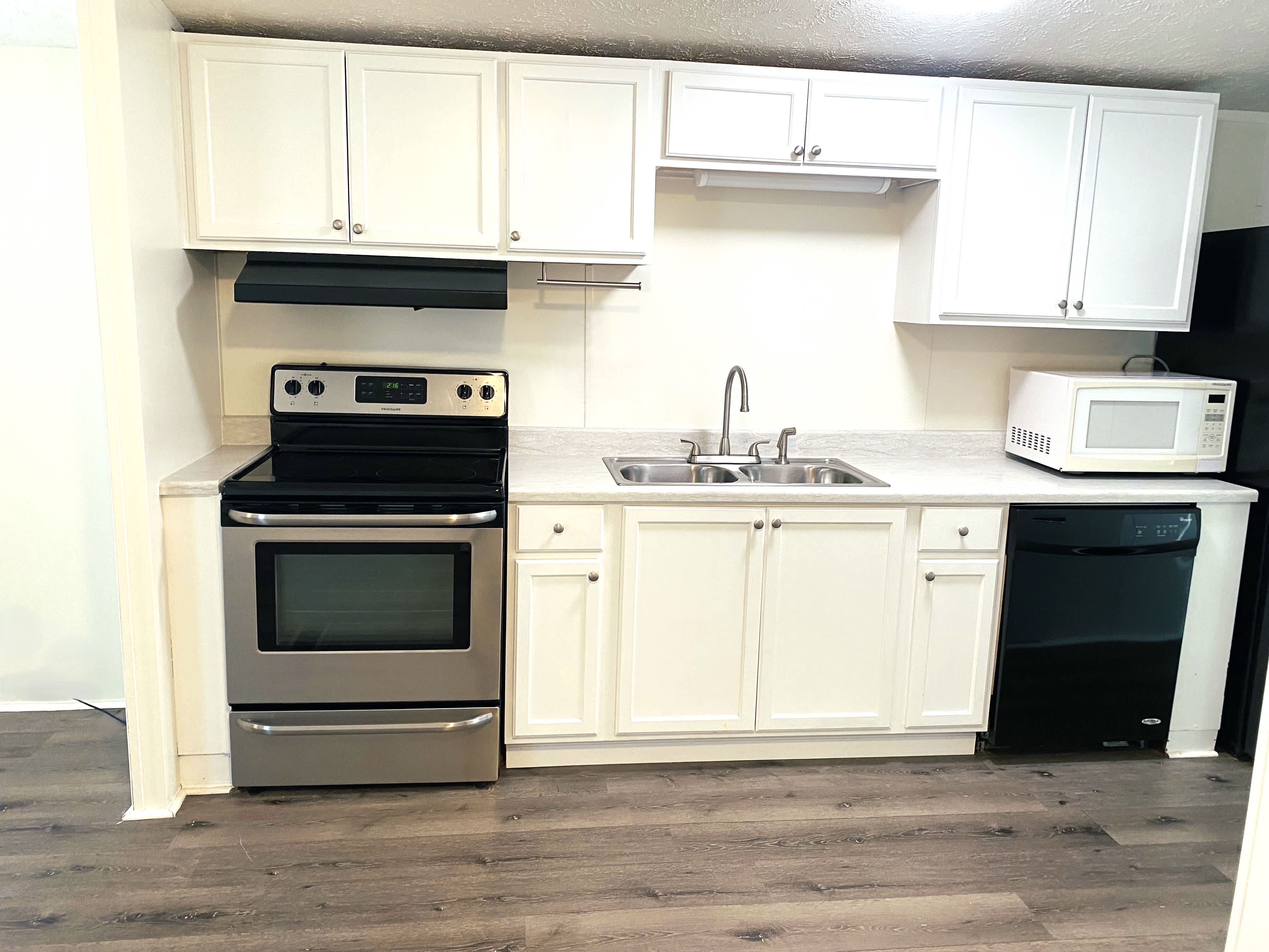 1062 Nash Mill Rd Ext – photo 2