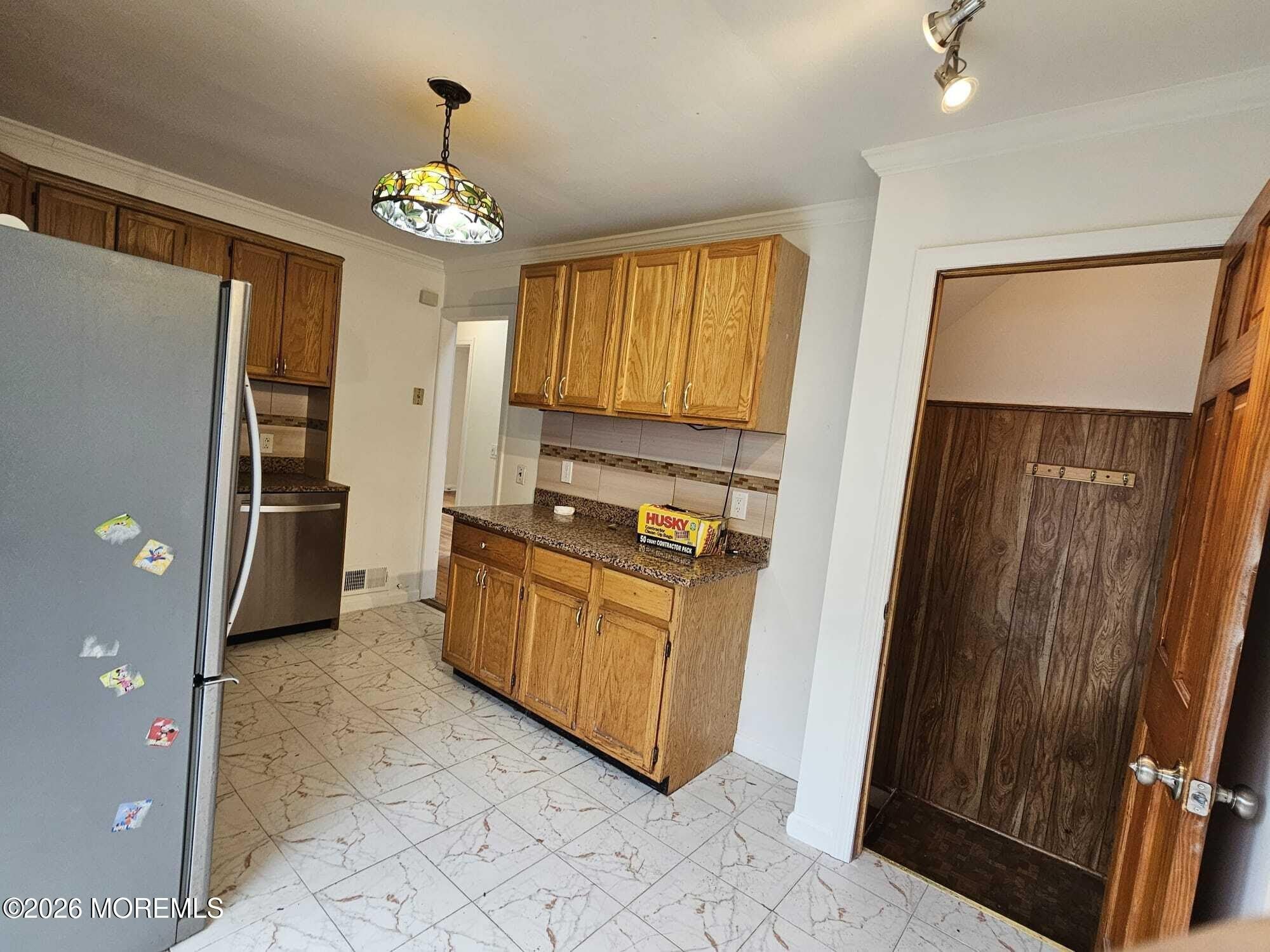 895 Madison Avenue – photo 5