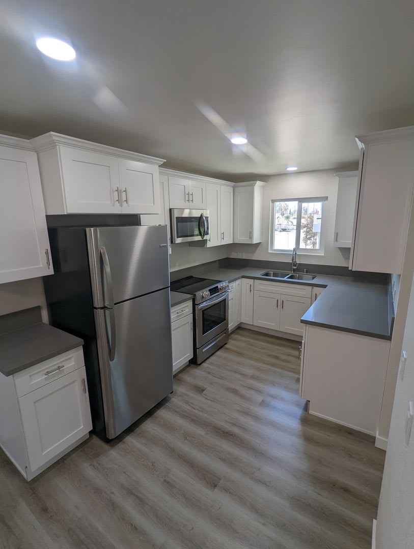 683 S Lincoln – photo 4