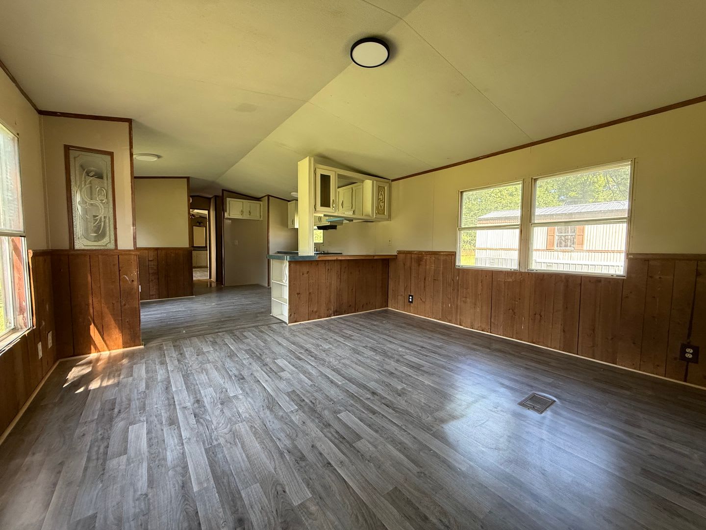 3 Bedroom/2 Bath home for rent – photo 2
