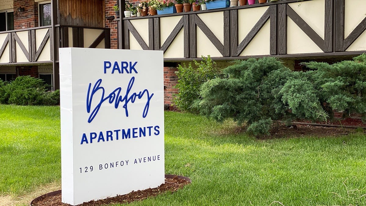 Park Bonfoy Apartments – photo 4