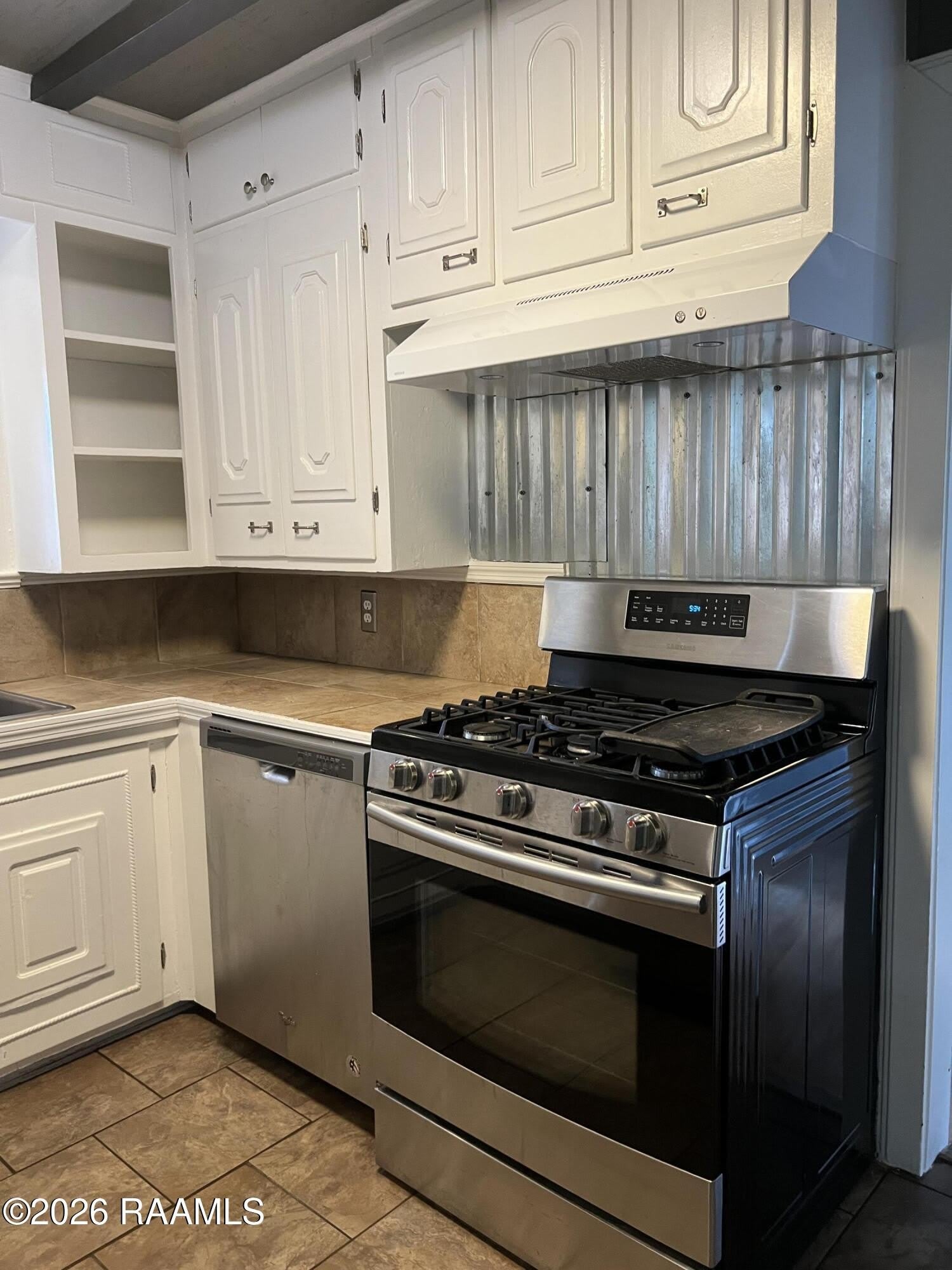 135 Oakcrest Drive – photo 4