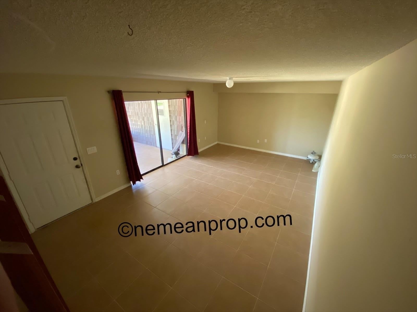 2949 POPLAR Avenue – photo 3