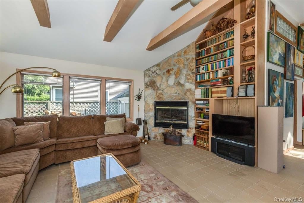 18 Tarpon Road – photo 2