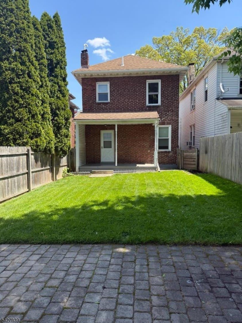 14 Raymond St – photo 2