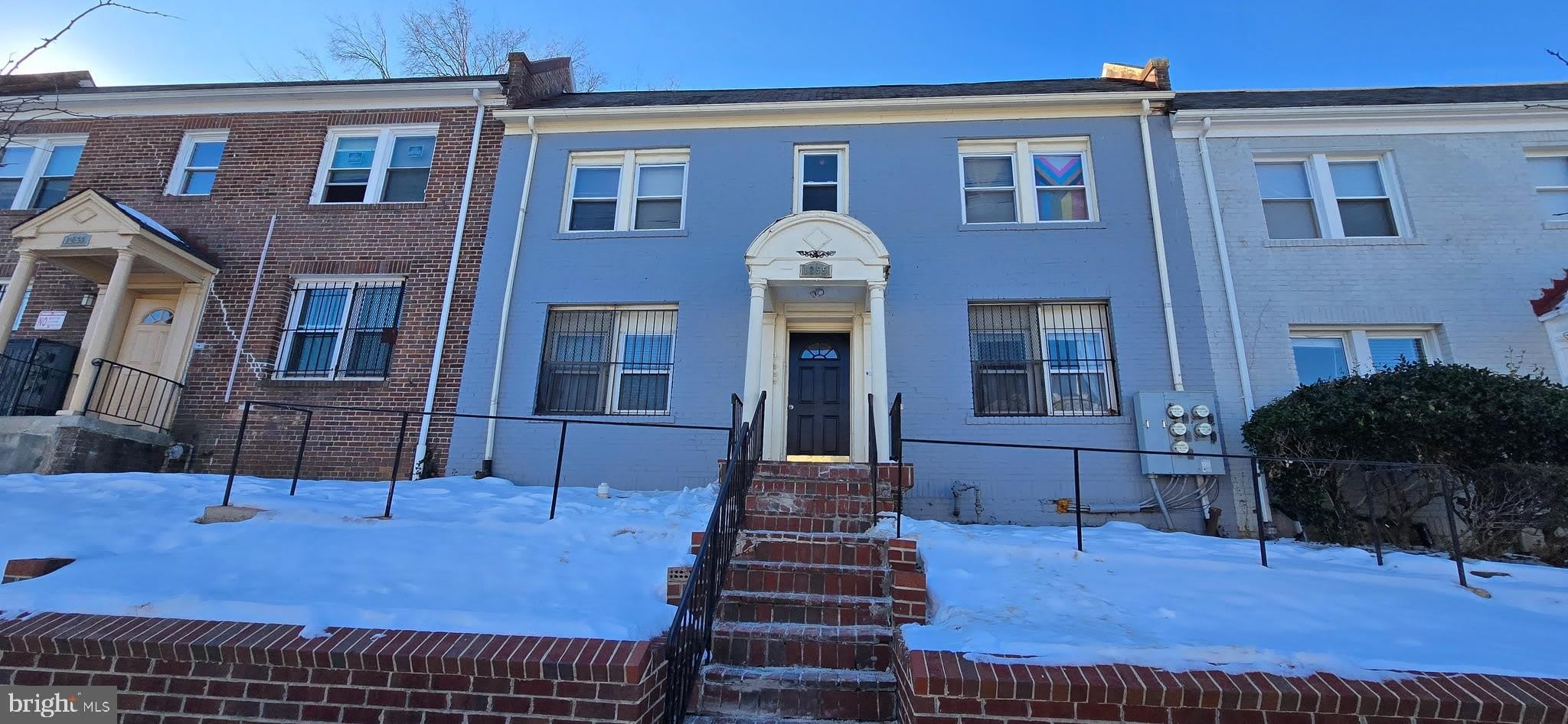 1255 MEIGS Place NE – photo 2