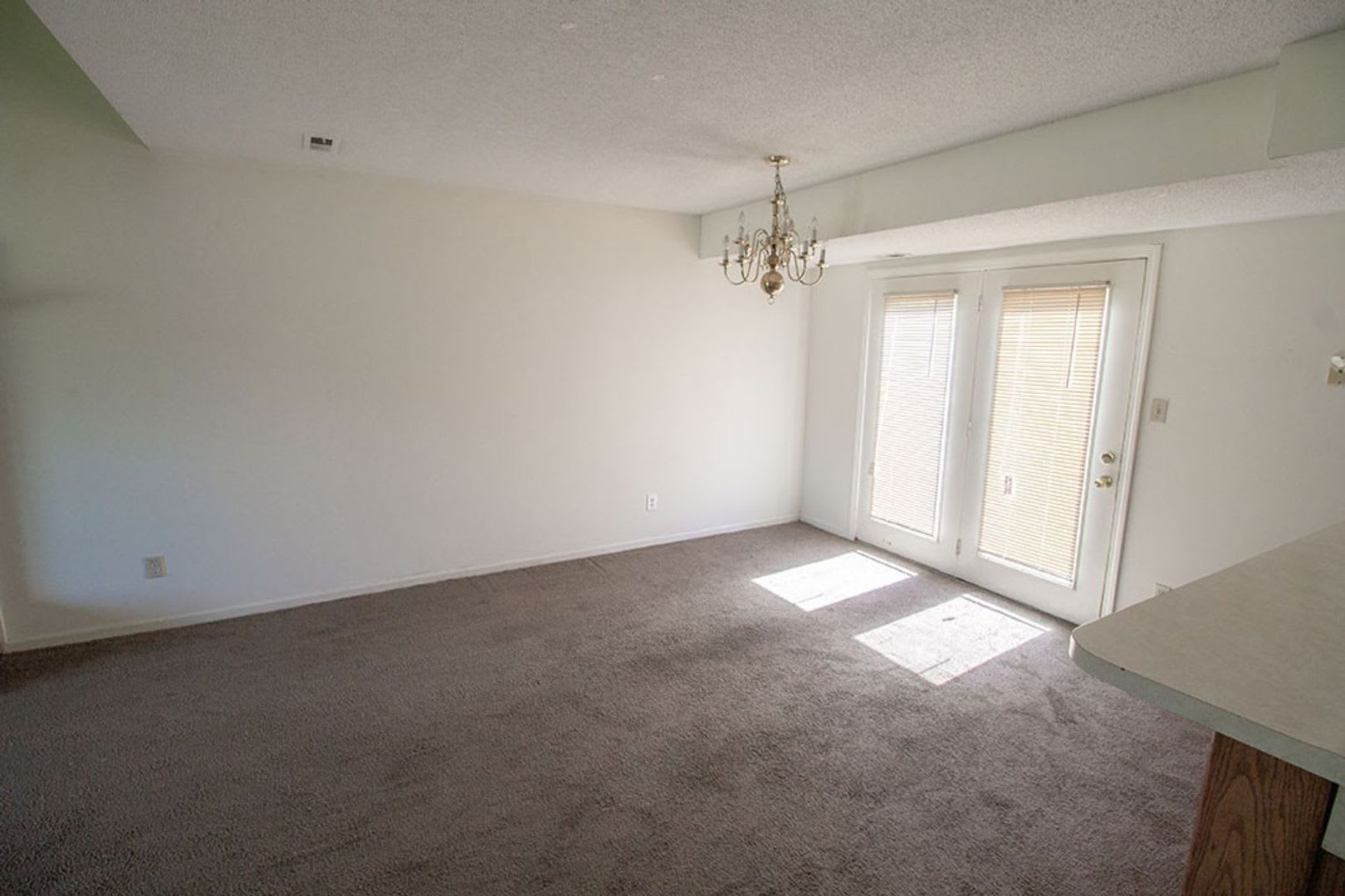 Three bedroom, two and a half bath – photo 5