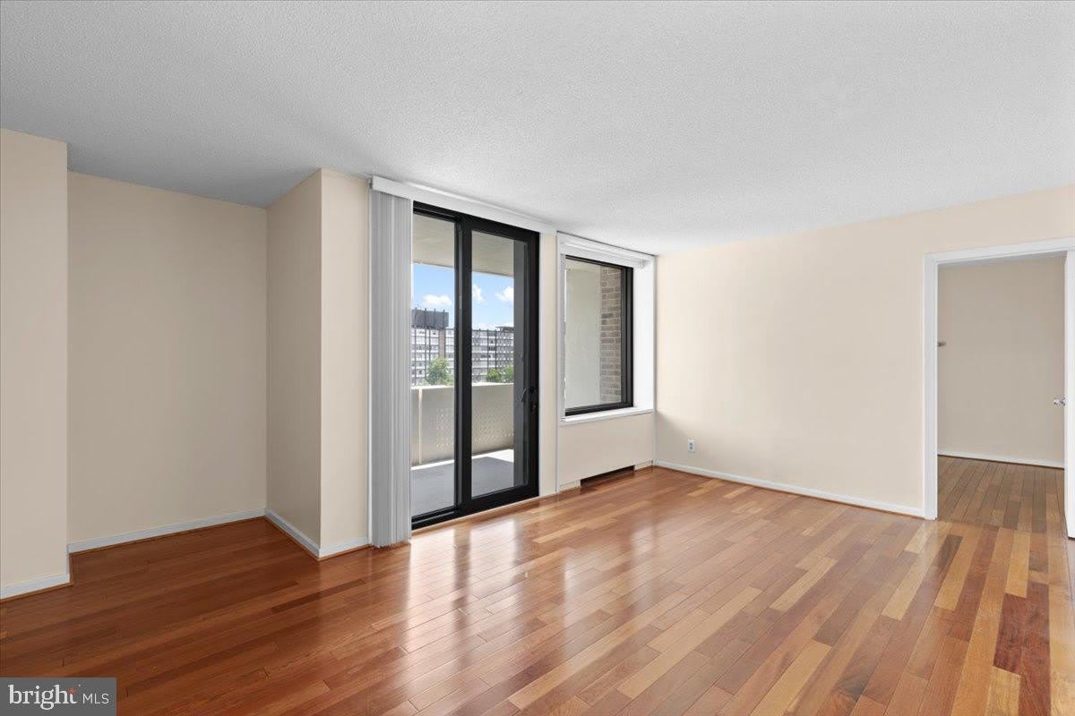 1250 4TH ST SW #W413 – photo 3