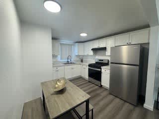 9404 S. Figueroa St.#4 – photo 4