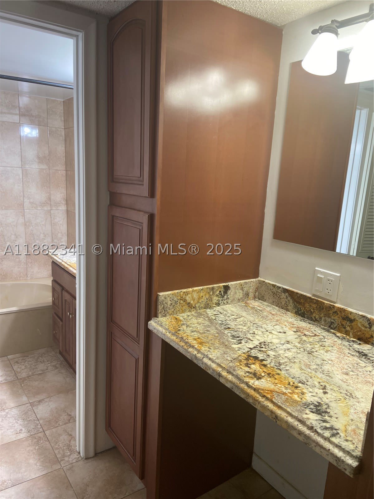 1301 NE 7th St – photo 4