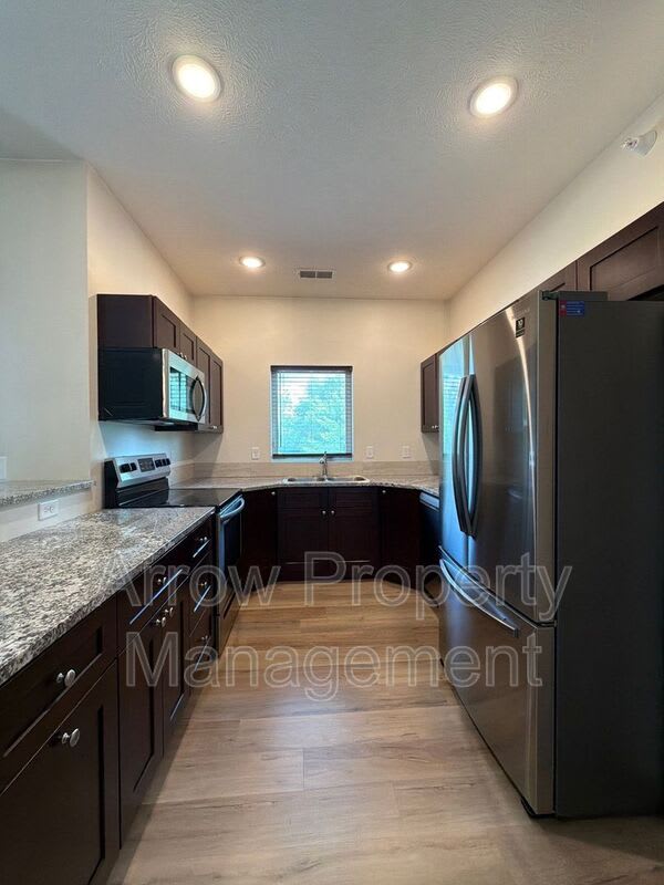 102 Locust Street – photo 3