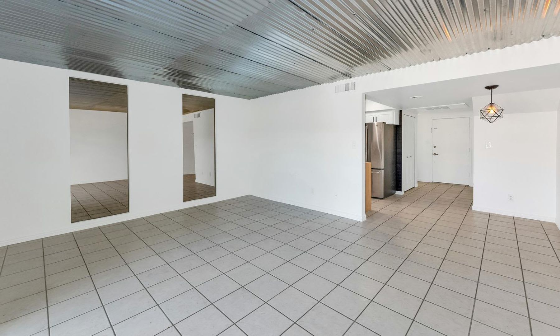 6030 N. 15th St #11, Phoenix, AZ 85014 – photo 3