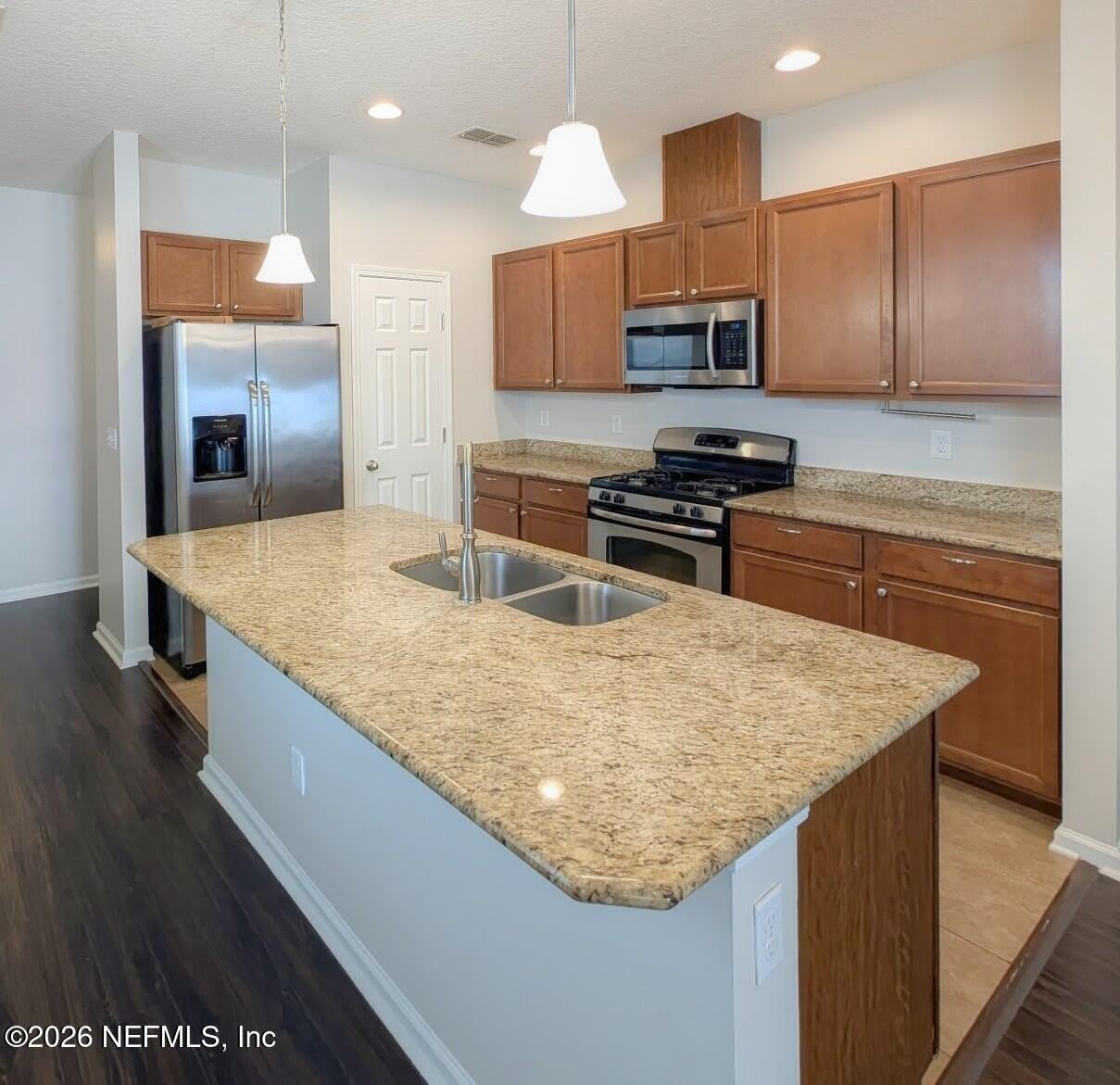 94 CARLSON Court – photo 3