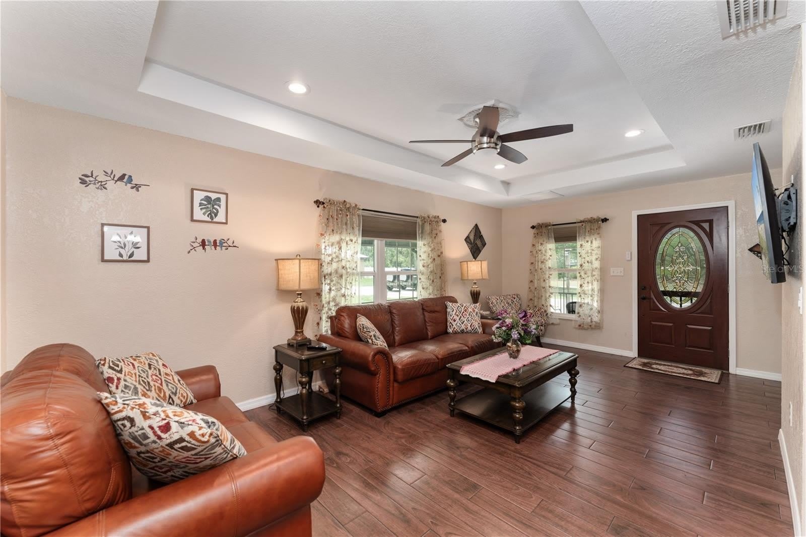3241 TROPICAIRE Boulevard – photo 4