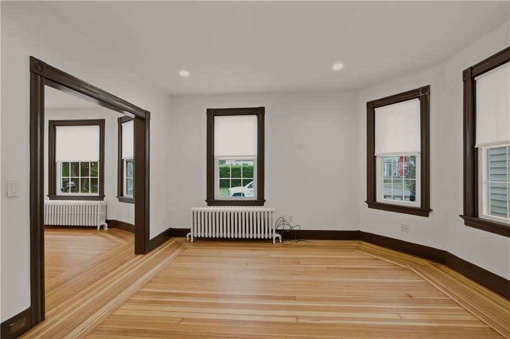 82 Van Zandt Avenue – photo 3