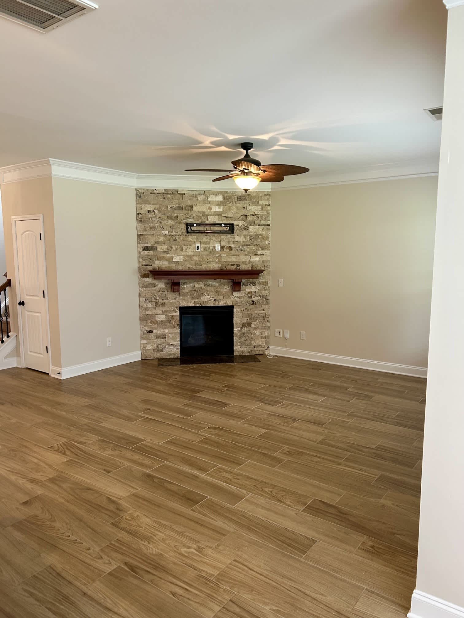 14005 Wyncrest Drive – photo 4