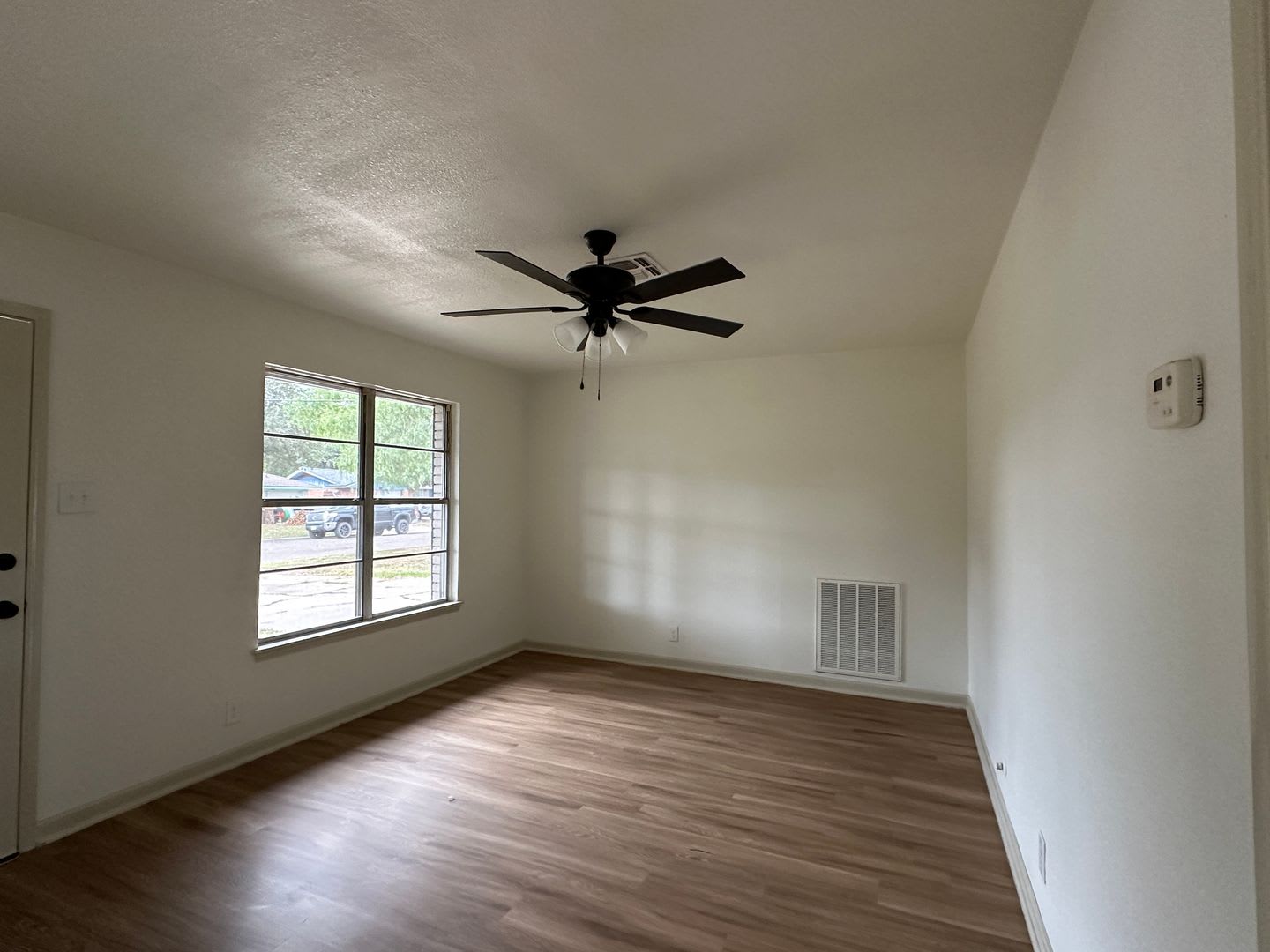 Ready for move in – photo 2