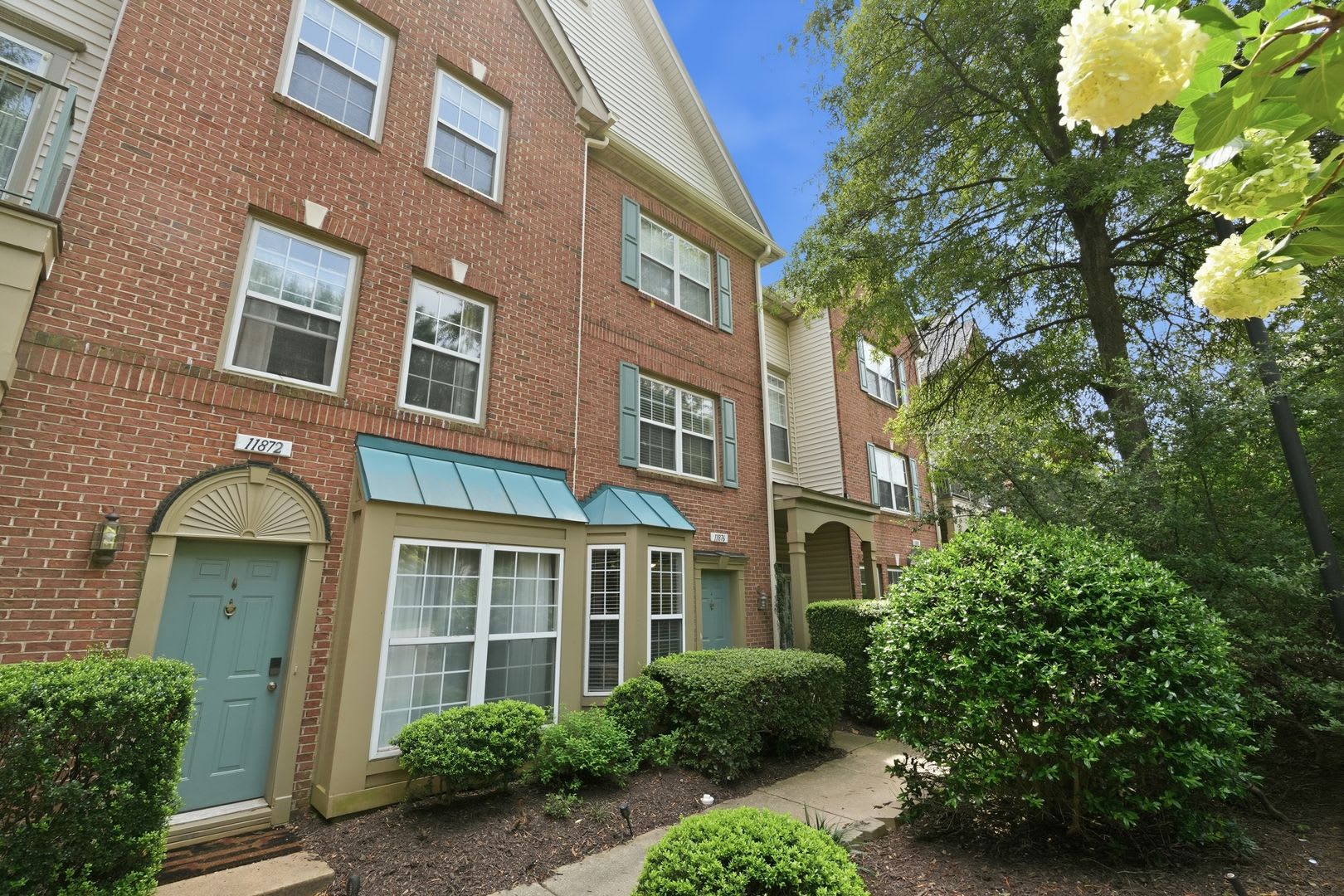 11876 Breton Court Reston, VA 20191 – photo 3