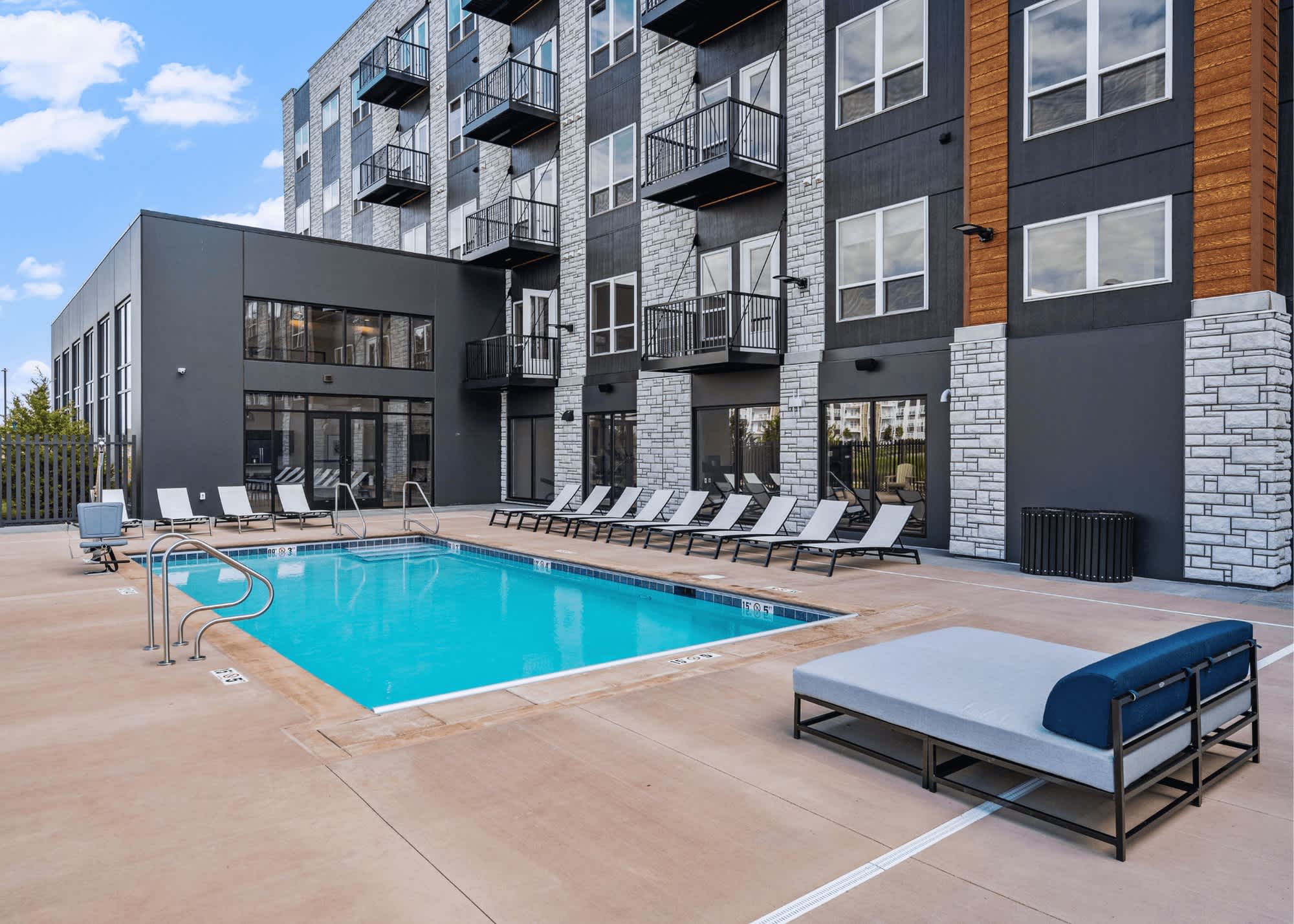 Lexi Apartments – photo 2