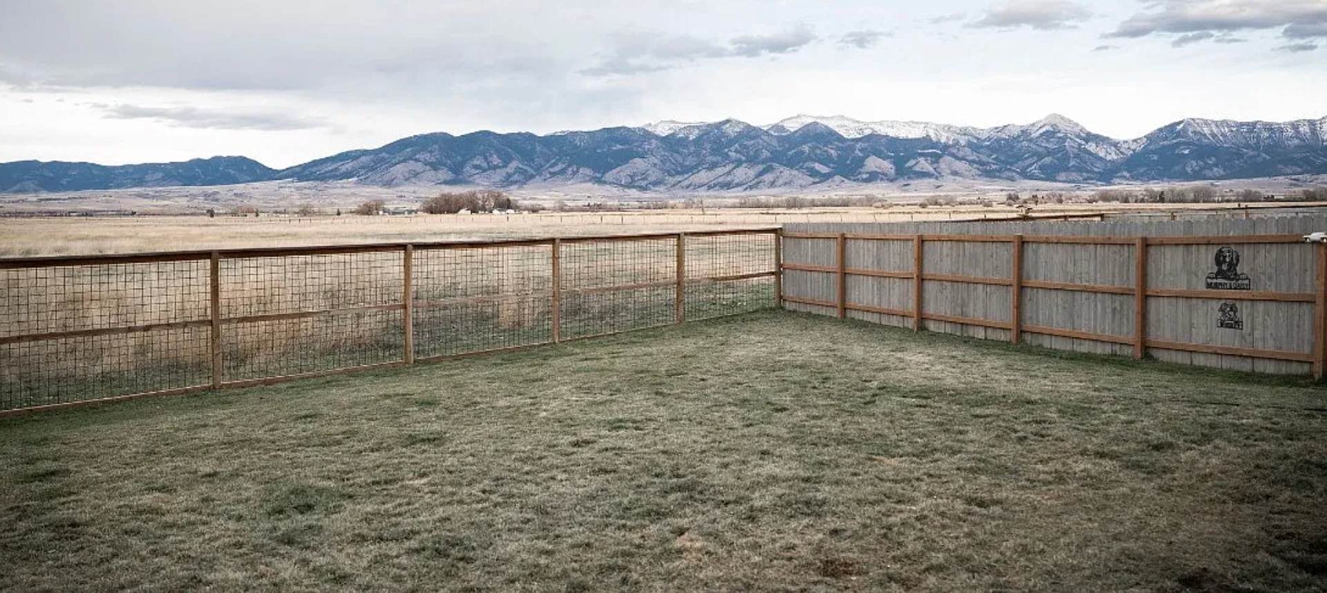 3 Bedroom 2 bath house with amazing views of the Bridger Mountains – photo 3