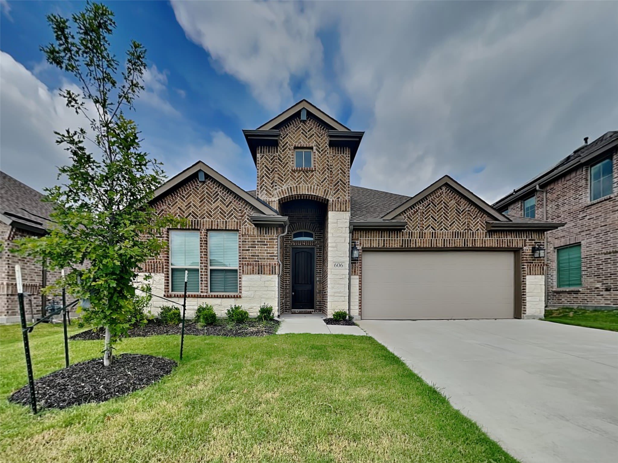 606 Taylor Drive – photo 1