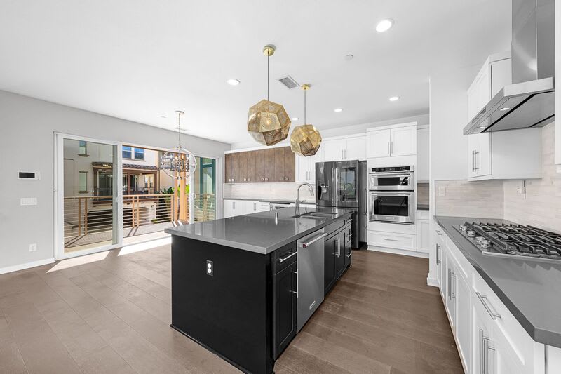 8352 Ridge Ct – photo 4