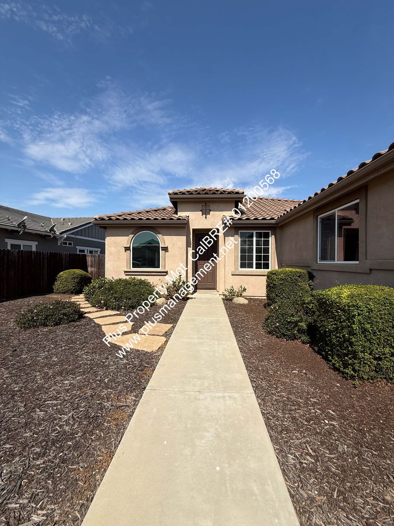 Beautiful Legacy at La Ventana Single Story Home near the 101 Frwy/Marian Hospital – photo 2