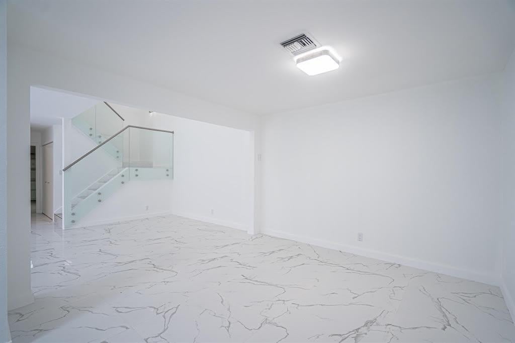 5536 Eton Court – photo 4