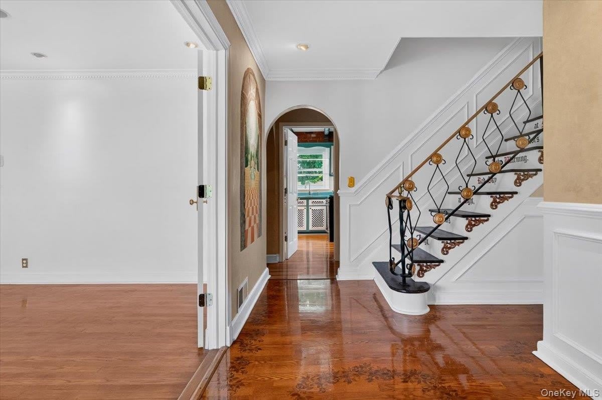 1155 Webster Avenue – photo 3