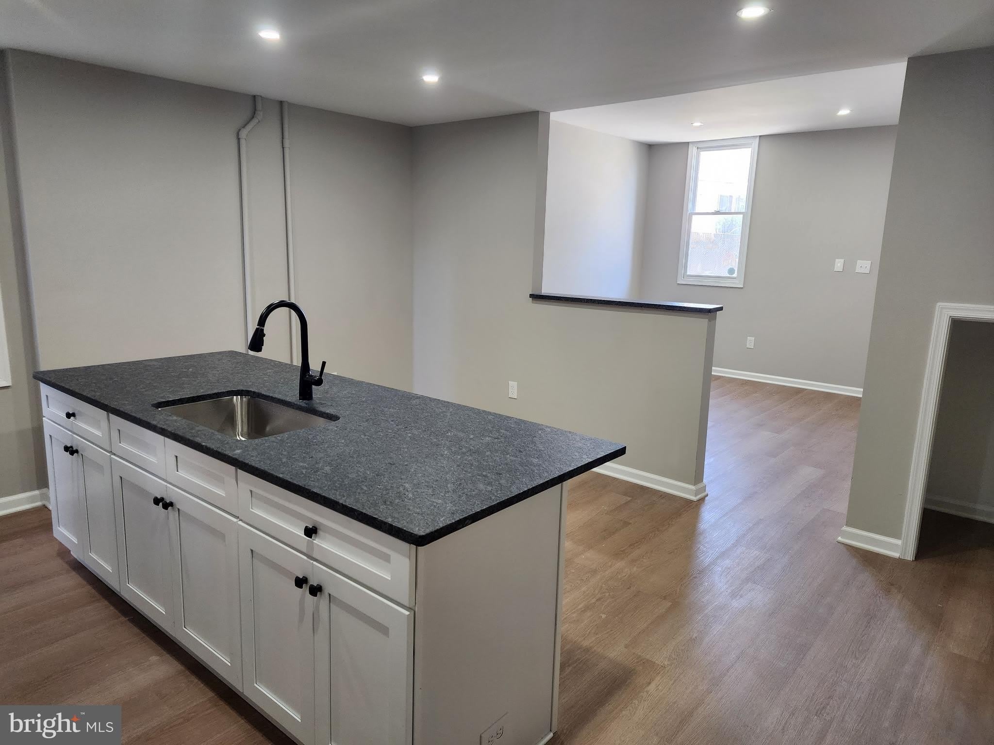 26 N 2Nd Avenue – photo 3