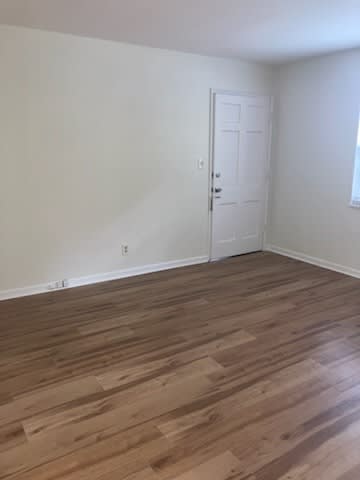 310 West Lexington Avenue – photo 2