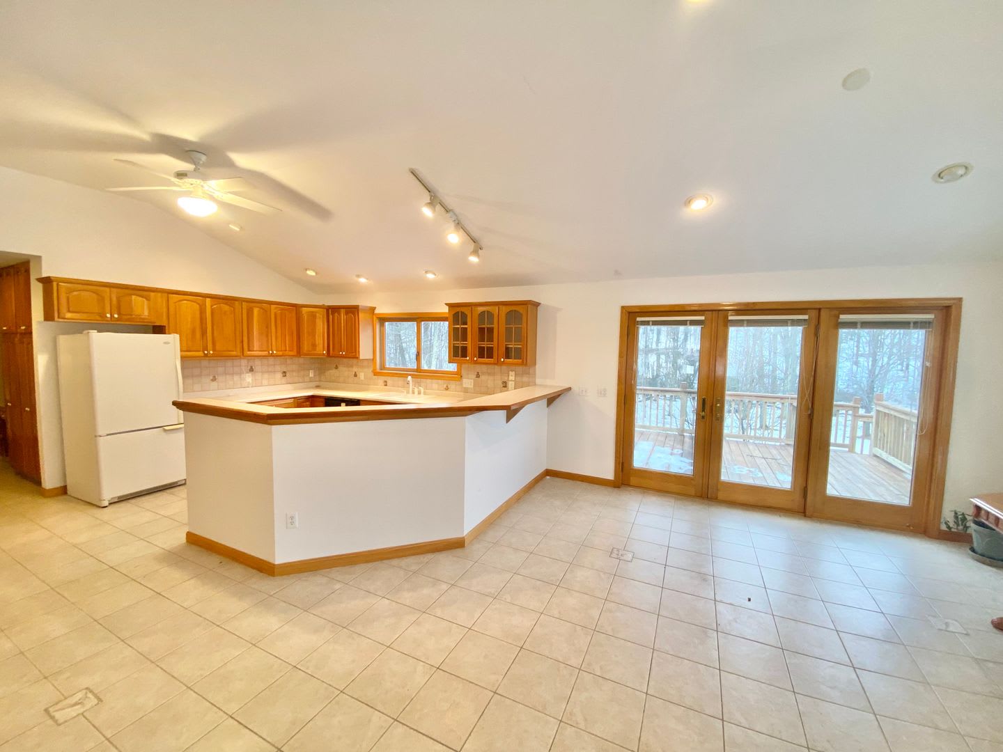 2 Bedroom 2 Bathroom House Williston VT Available November 1st – photo 5