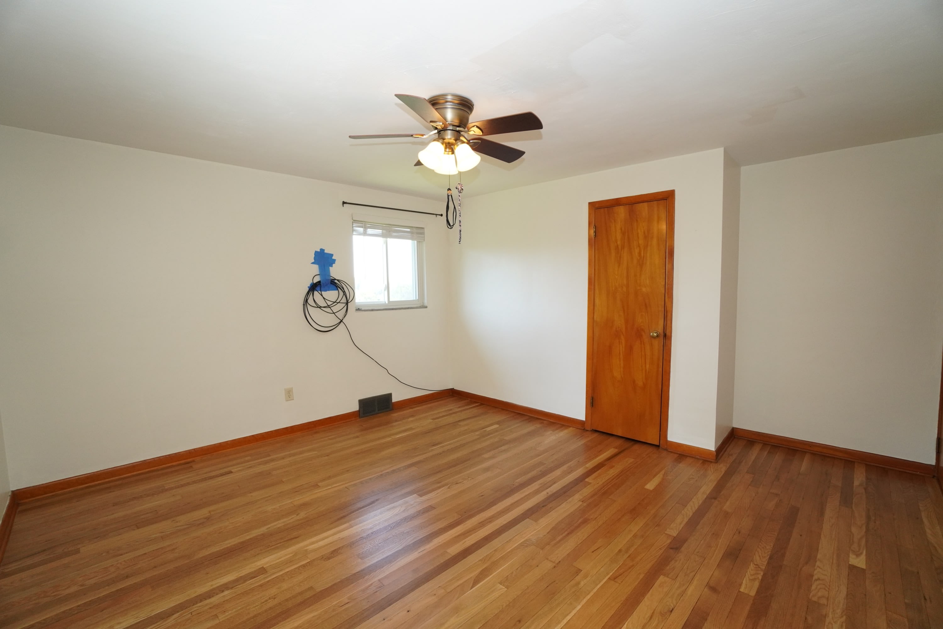 1092 Greentree Road – photo 5