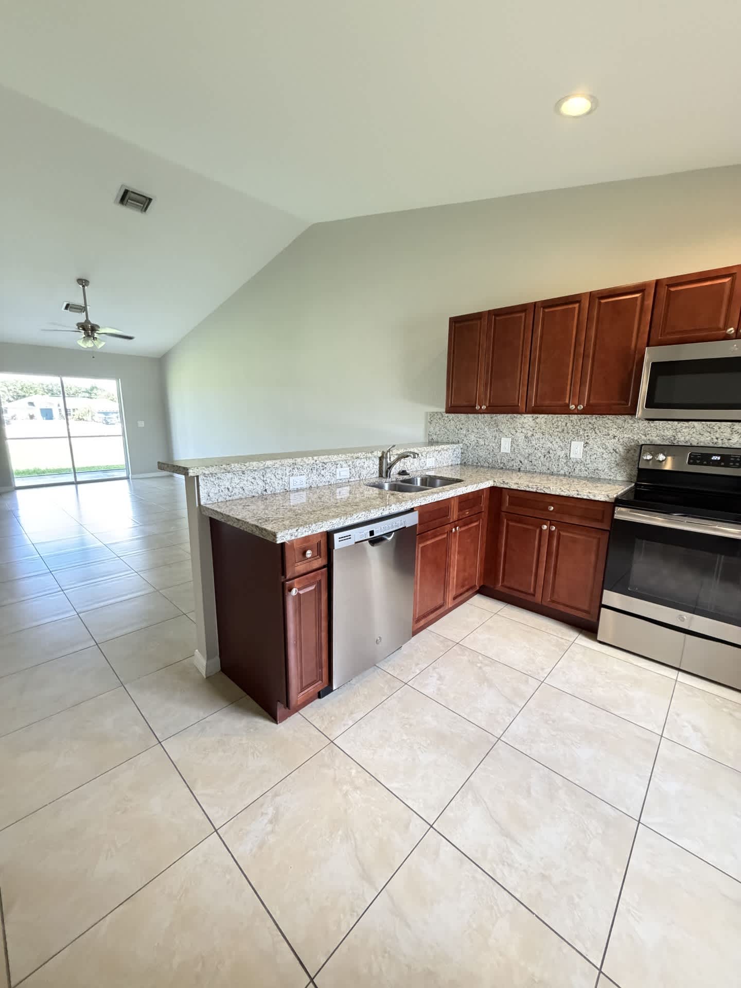 1815 Santa Barbara Blvd – photo 2