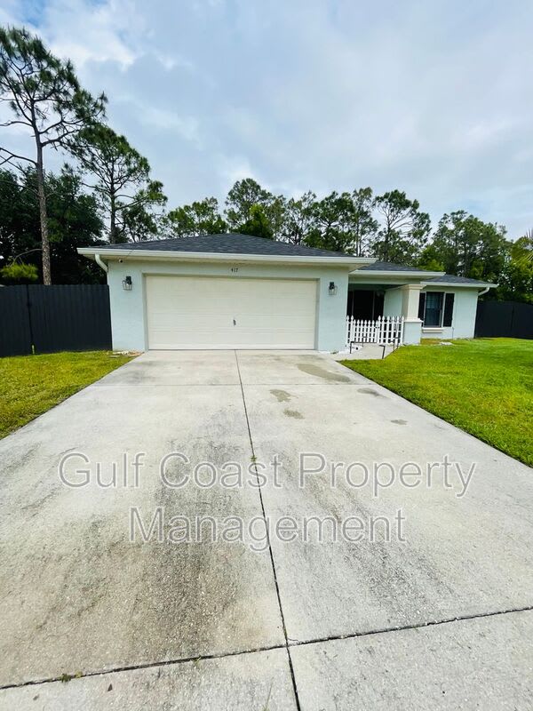 417 Broadmoor St – photo 2