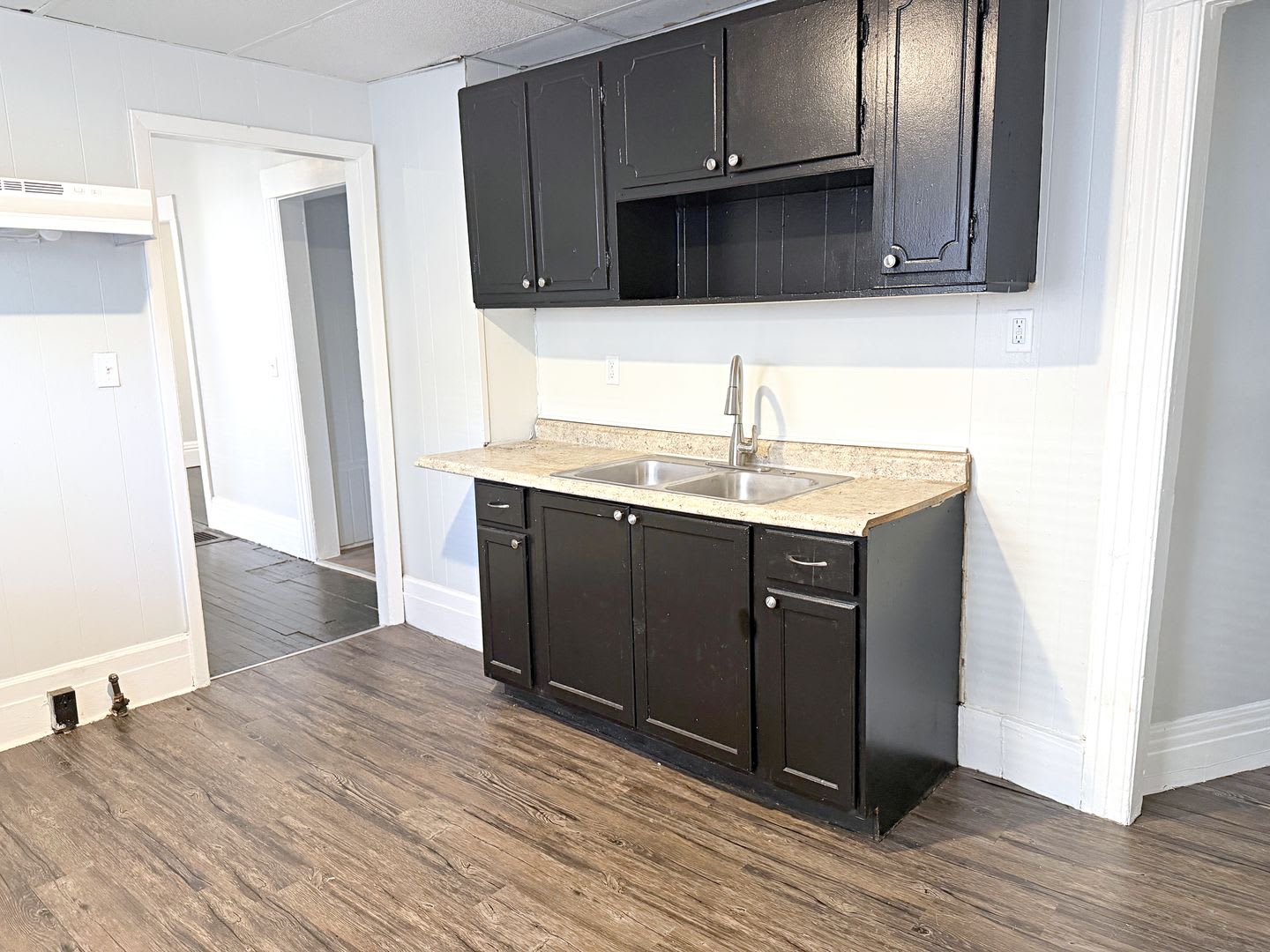 4 bedroom, House – photo 4