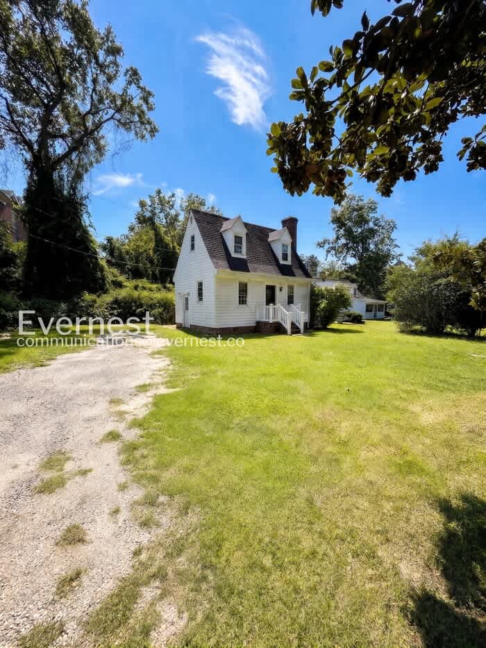 111 Woods Drive – photo 2