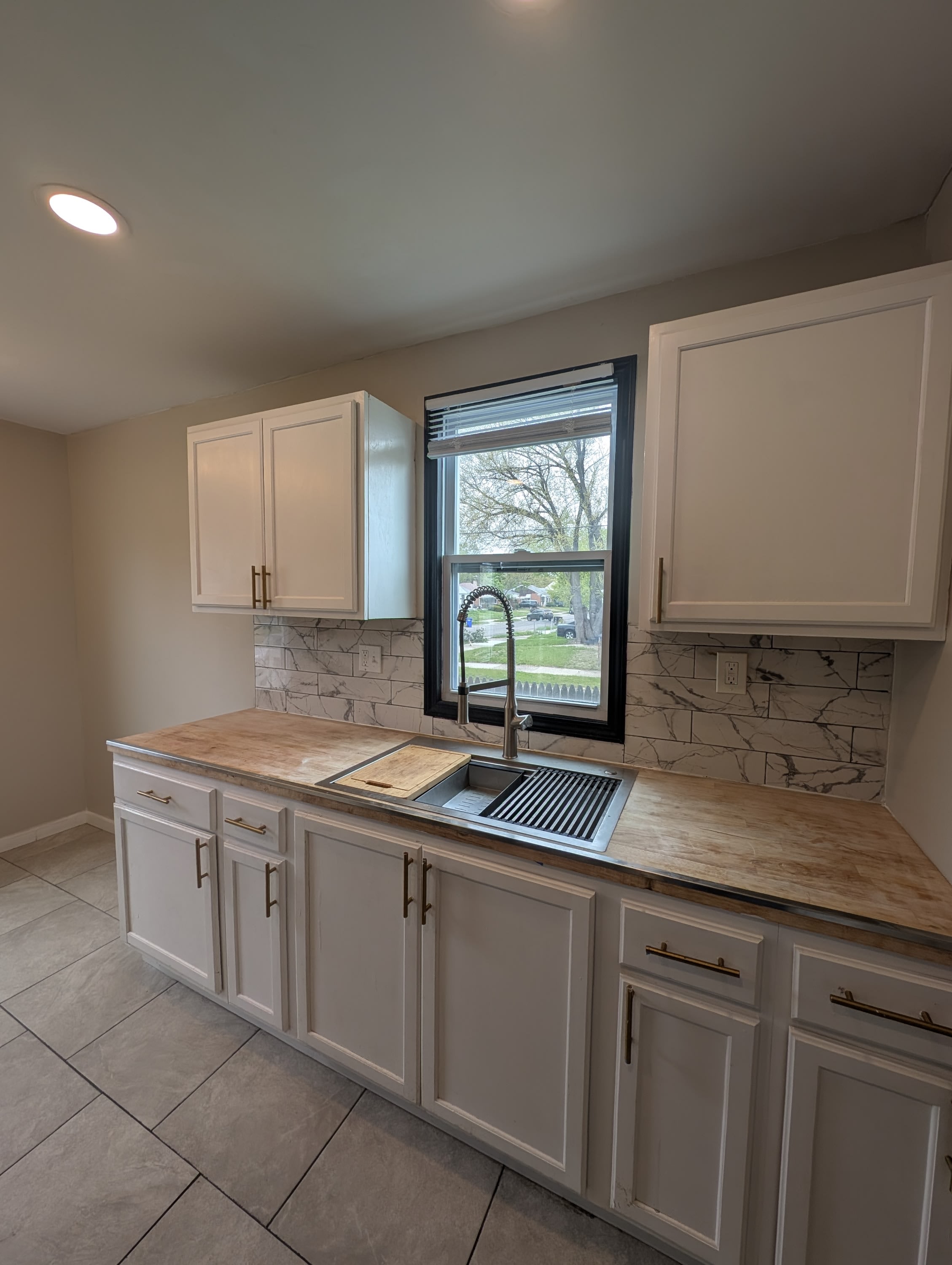 18116 Bloom Street – photo 4