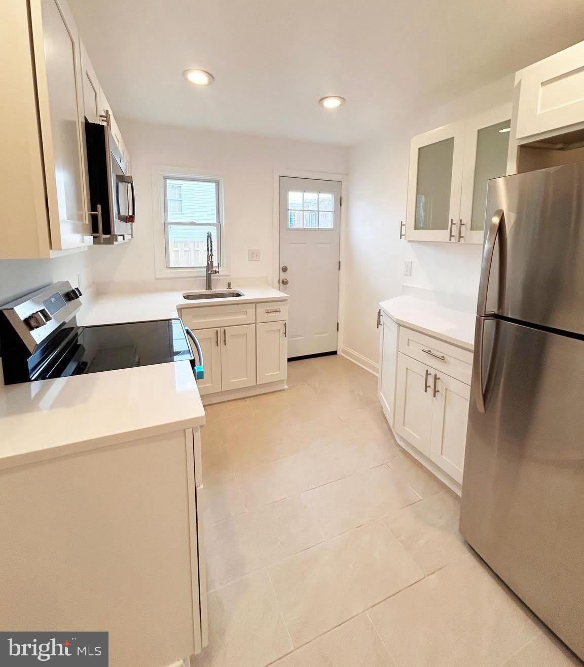 3047 CORAL Street – photo 1