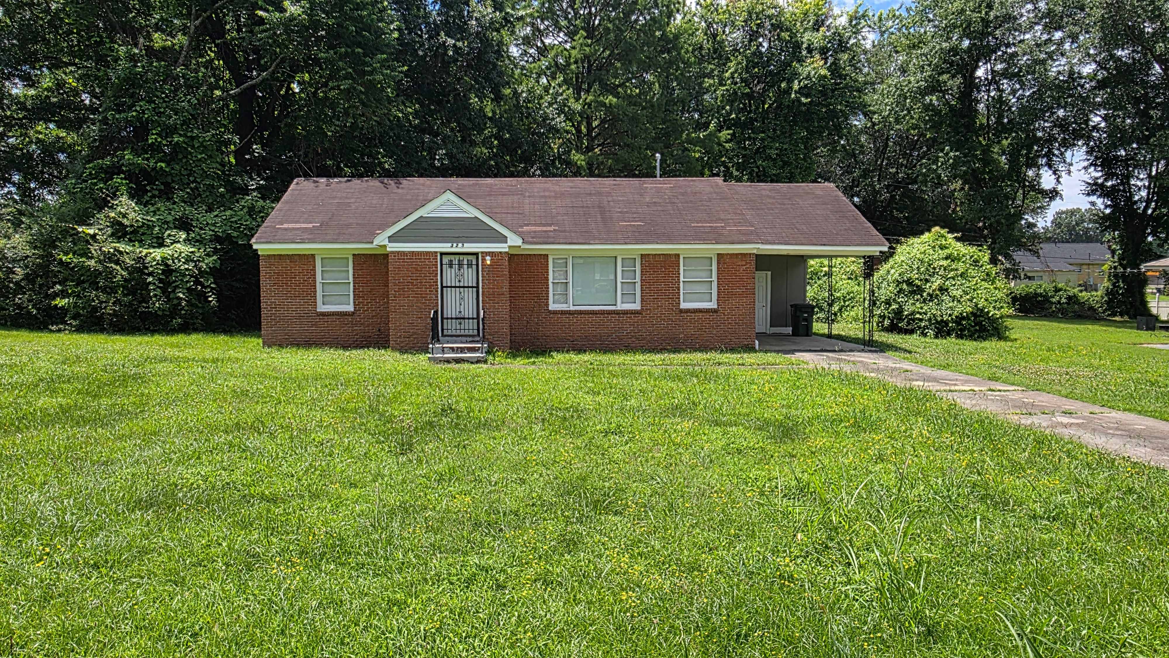 323 Bonita Dr – photo 1