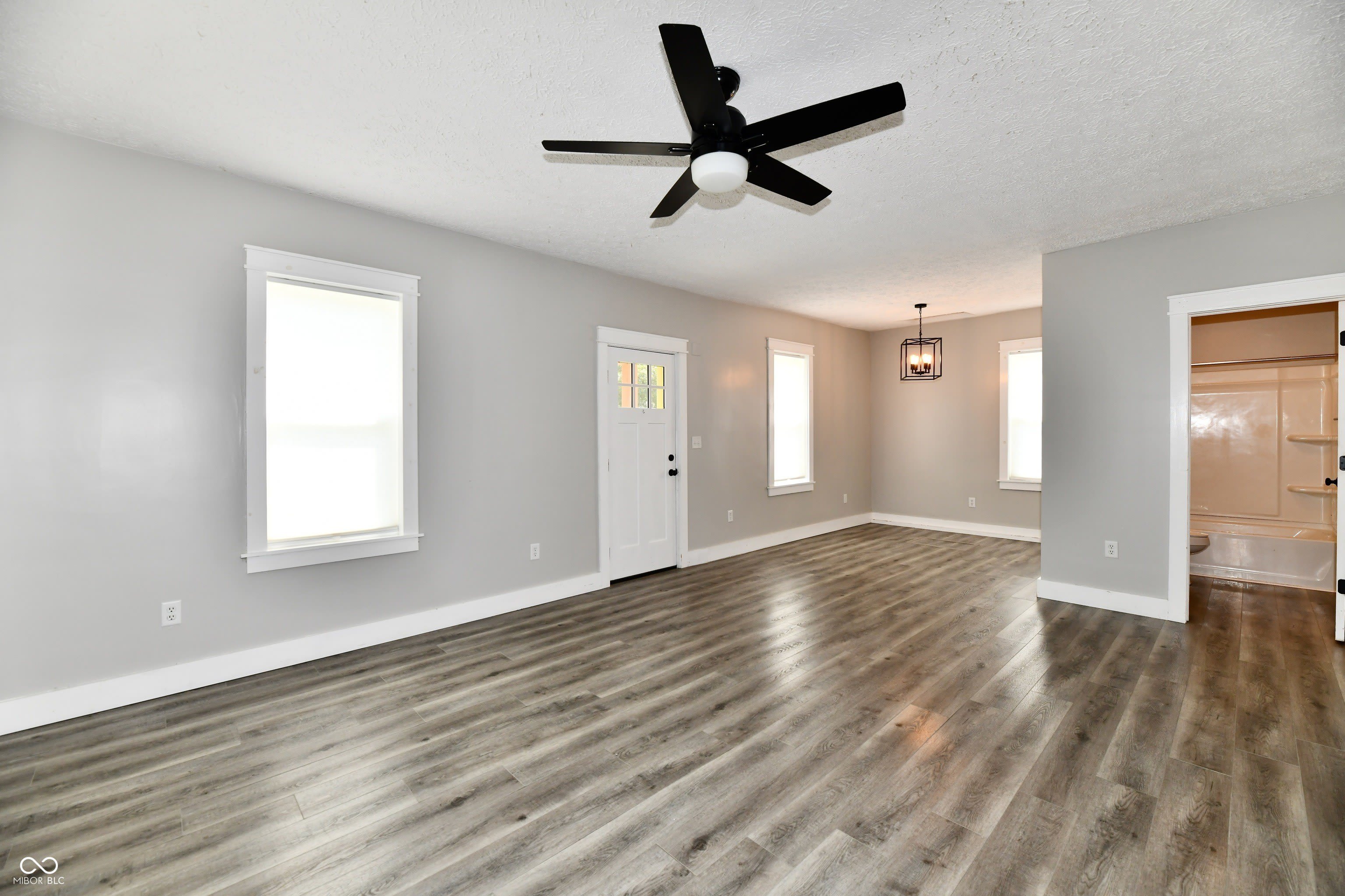 218 N Jefferson Street – photo 5