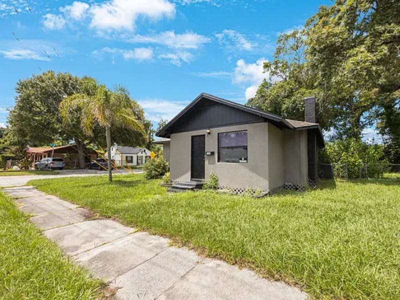 235 35th Street South – photo 2