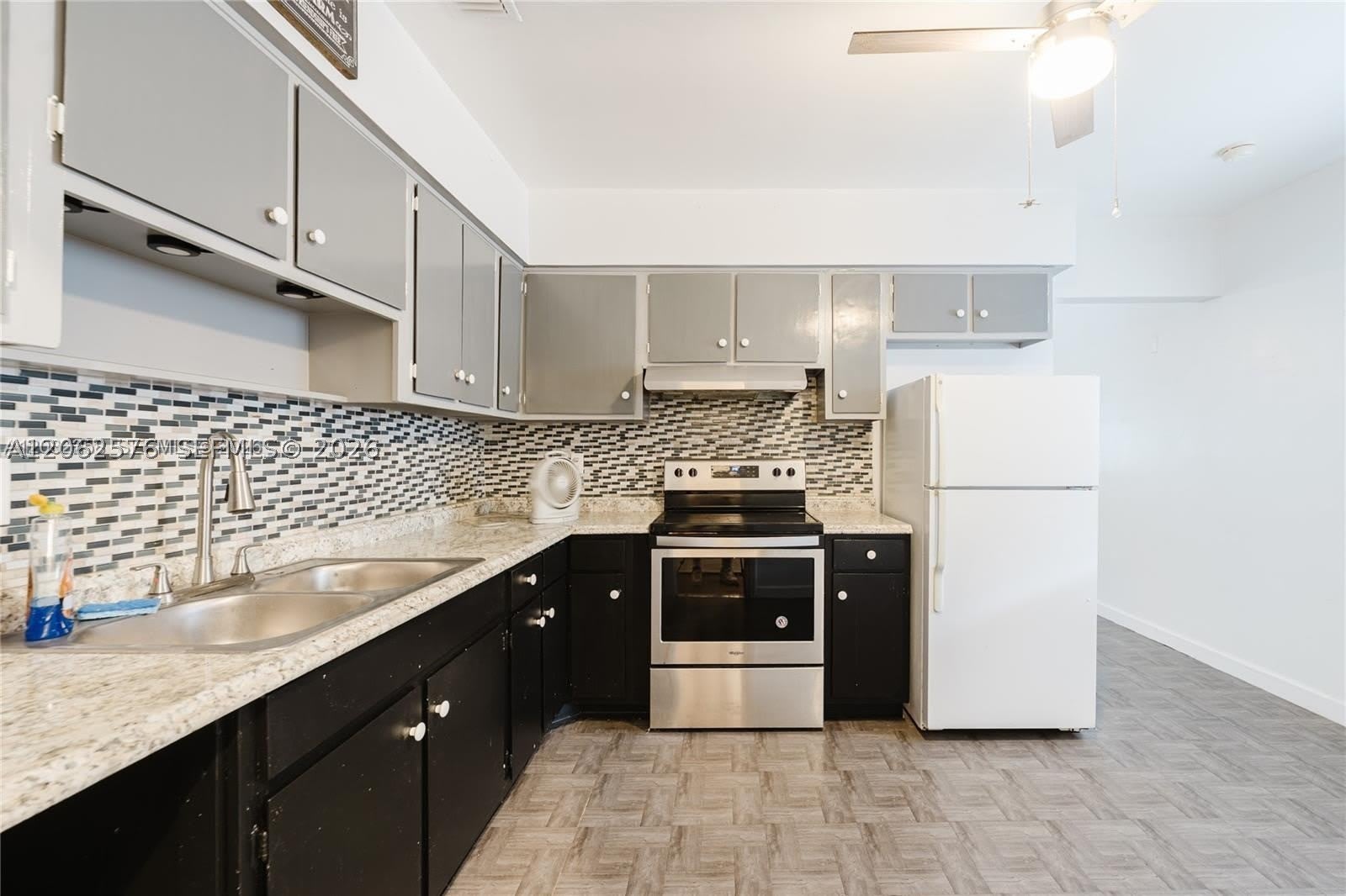 5737 Grant St – photo 4