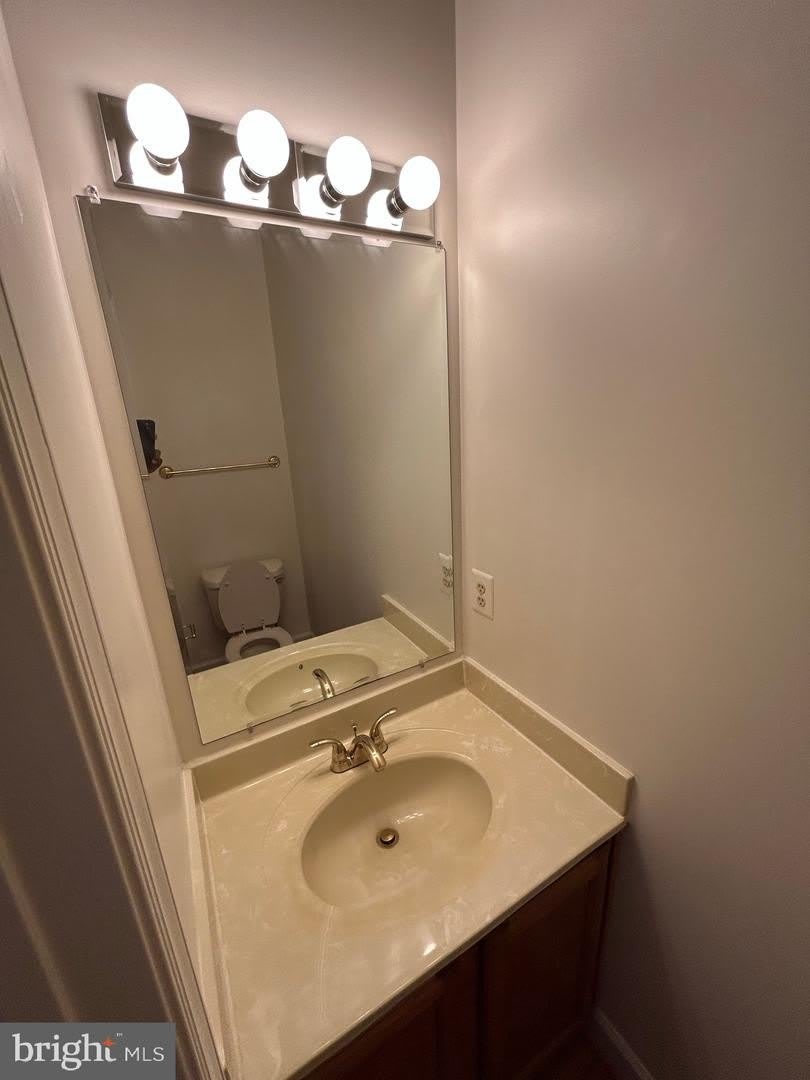 3945 VALLEY RIDGE DR – photo 4