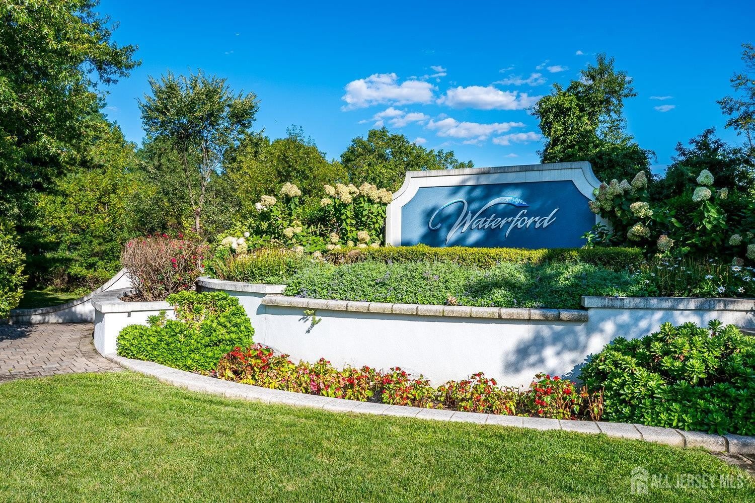 434 Waterford Drive – photo 3