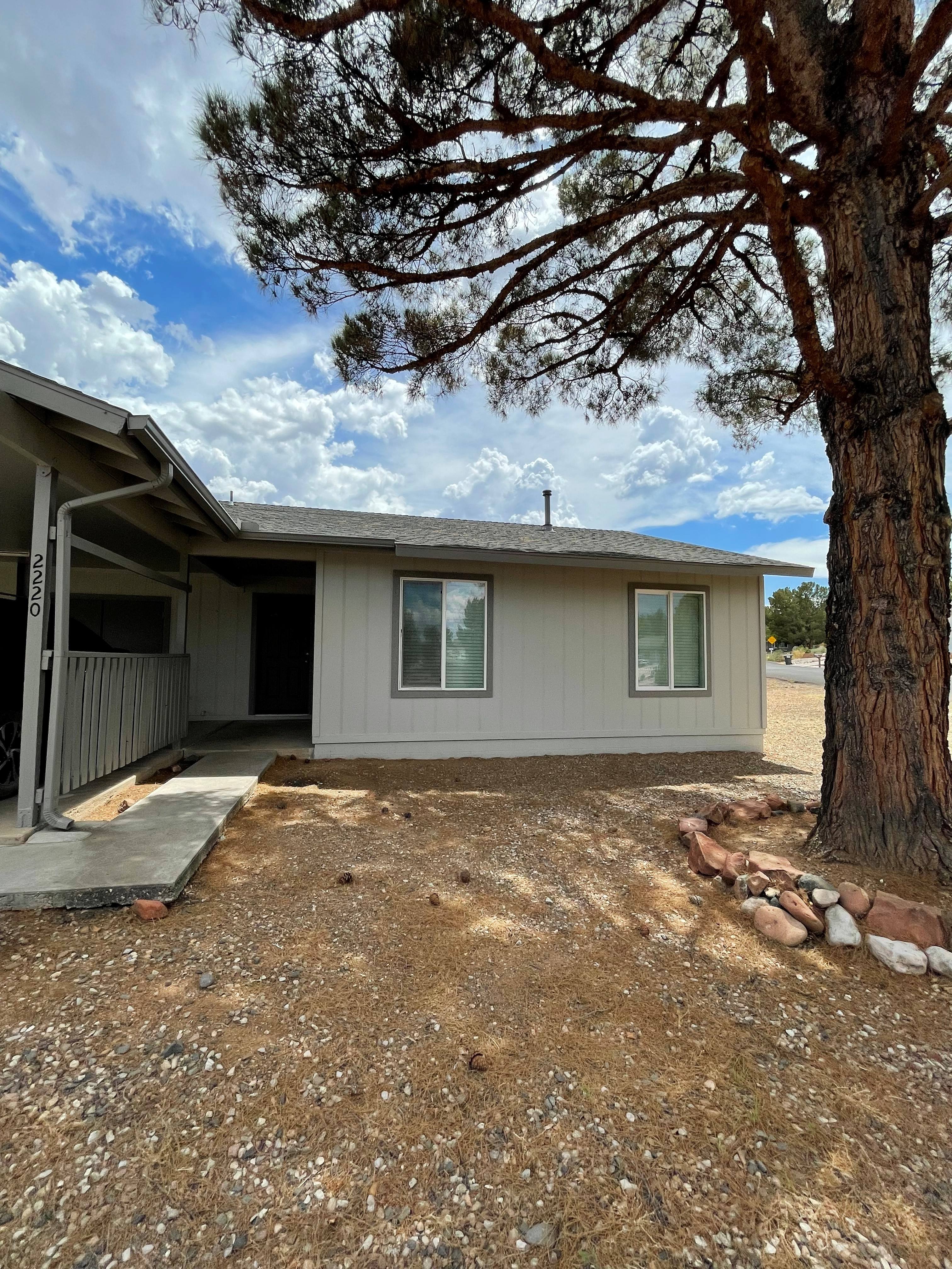 2220 Cottonwood Dr – photo 2